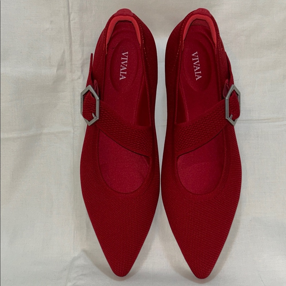 Vivaia Pointed Toe Mary Jane (Maria) Flats Ruby Red Size US 8.5 NWOT - Picture 4 of 5